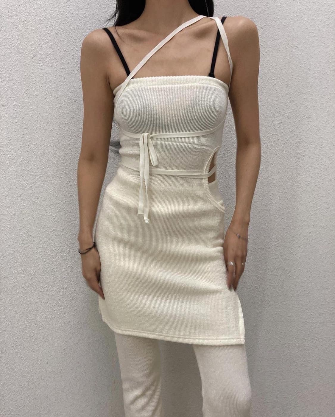 쓰리타임즈) 니트 튜브탑 원피스 팬츠 세트 상품이미지1