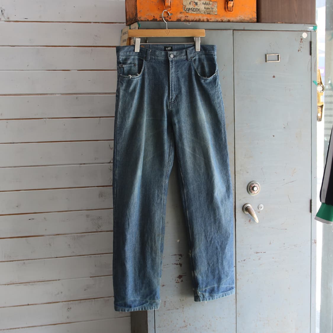 (착용컷) XLARGE 데님 팬츠 (남성용 33.5) 상품이미지2