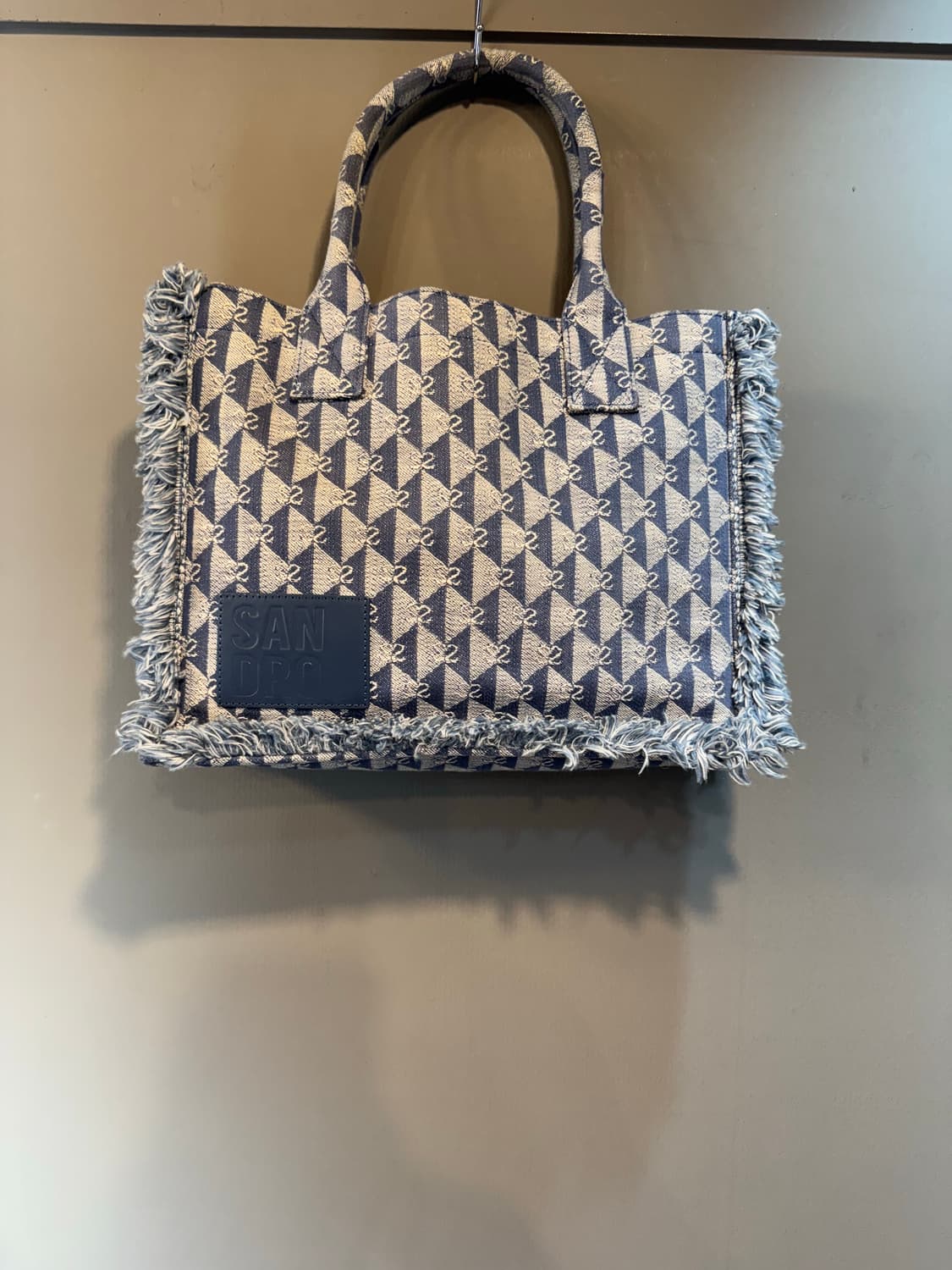 산드로 토트백 상품이미지1