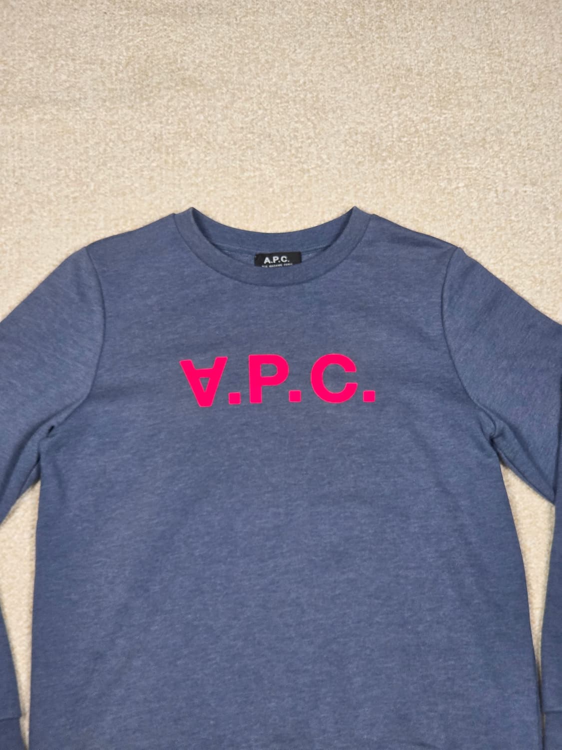 [A.P.C.] VPC 네온 로즈 스웨트셔츠 | 00263 상품이미지2