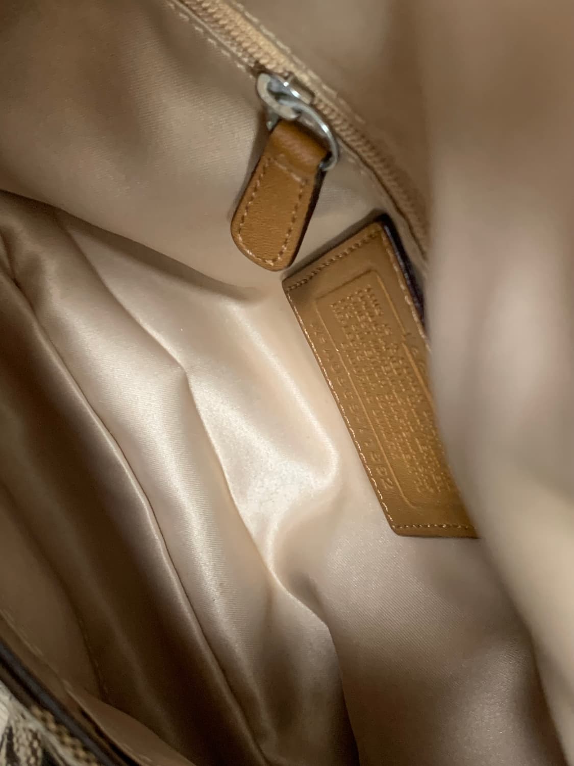 Coach signature buckle shoulder bag 상품이미지8