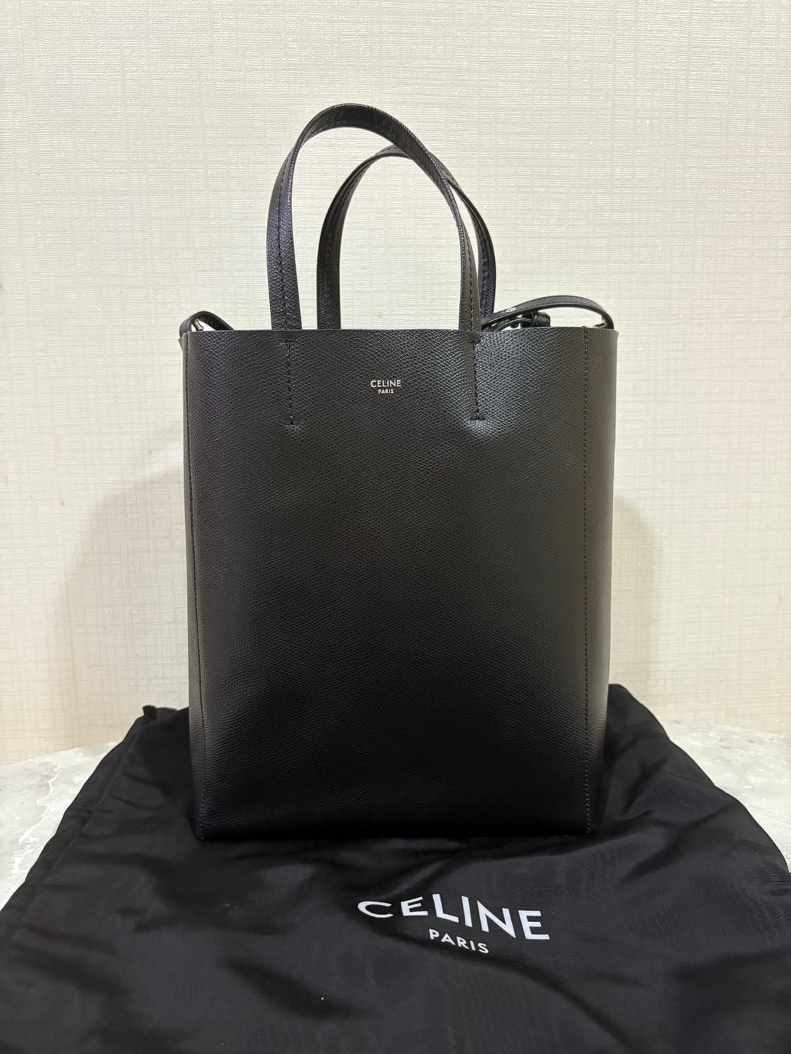 셀린느 카바스 토트백 블랙 상품이미지1