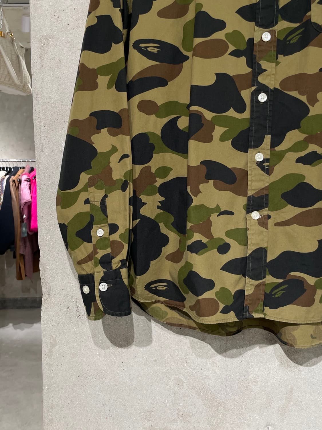 베이프 카모 싱글 포켓 사루 버튼다운 카라 셔츠 상품이미지4