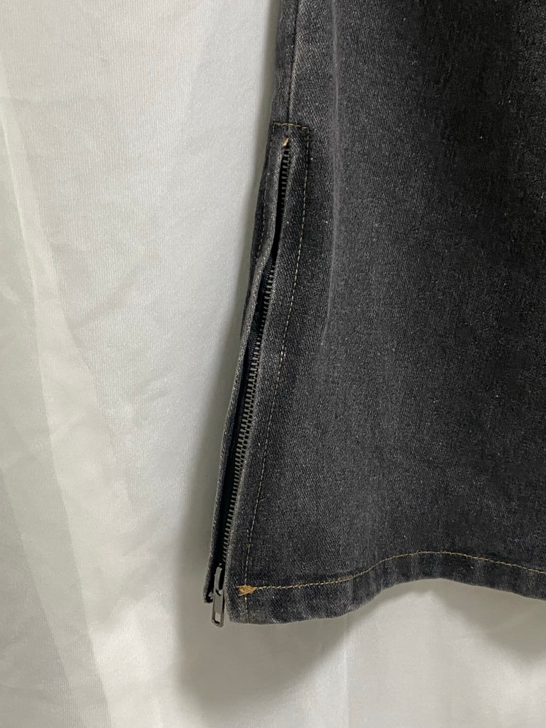 파라슈트 부츠컷 팬츠 흑청 상품이미지3