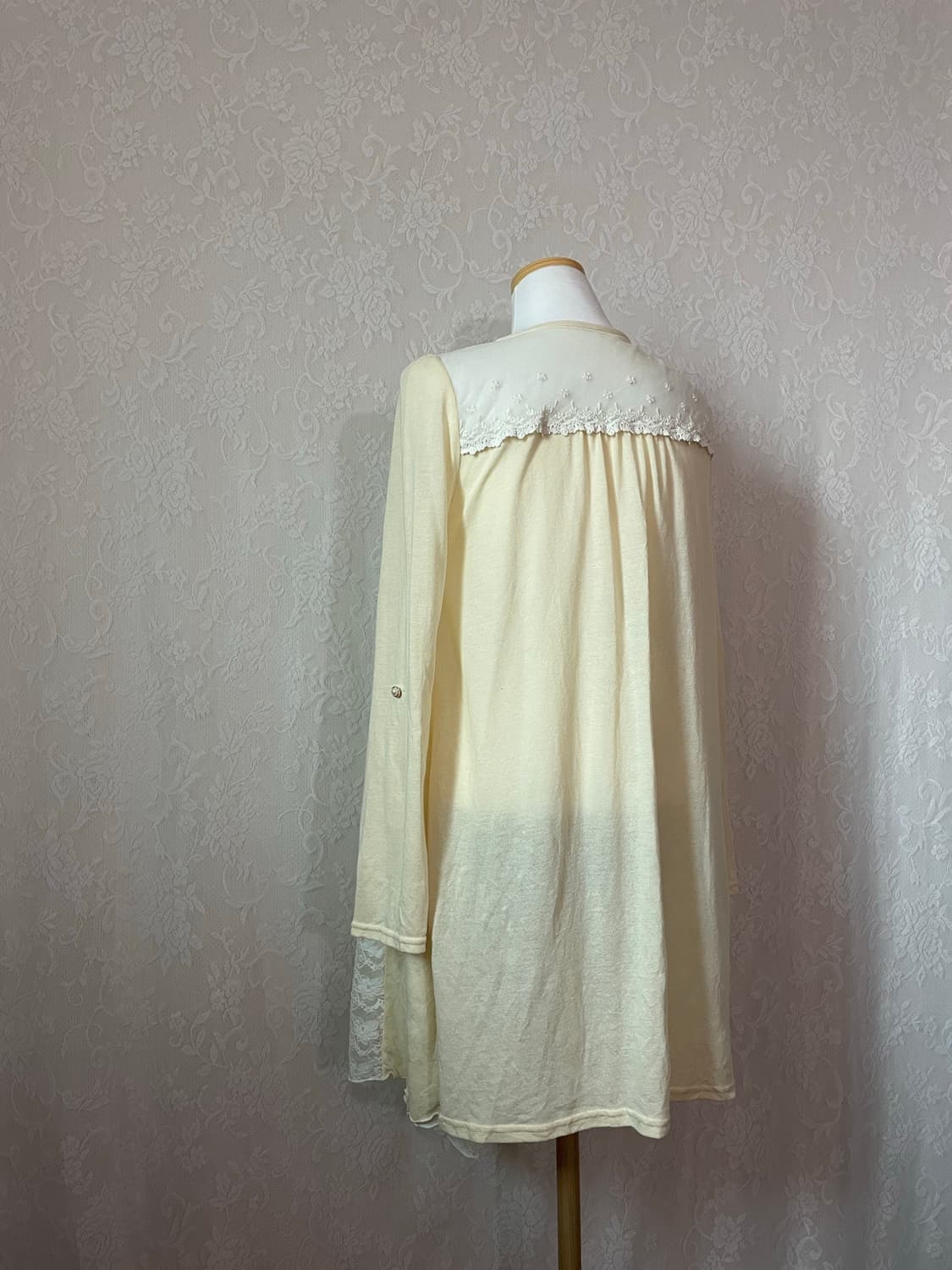 엑시즈팜 레이스 레몬 배색 롱 가디건 상품이미지5