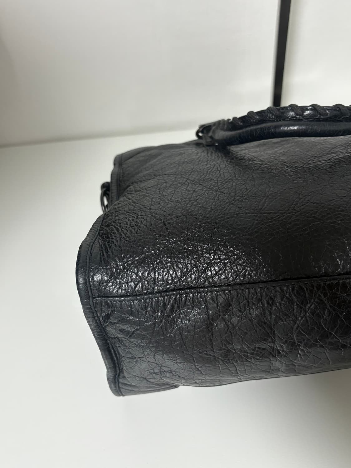 발렌시아가 시티 모터백 블랙 상품이미지10