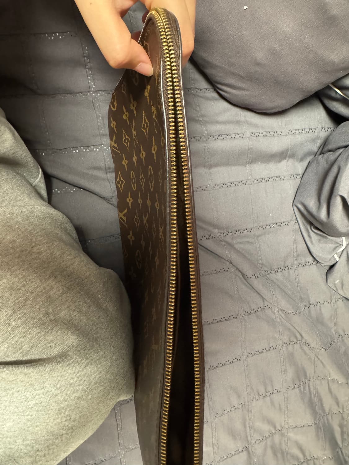 루이비통 클러치백 100% 정품 실사용 5회 미만 급처 상품이미지6