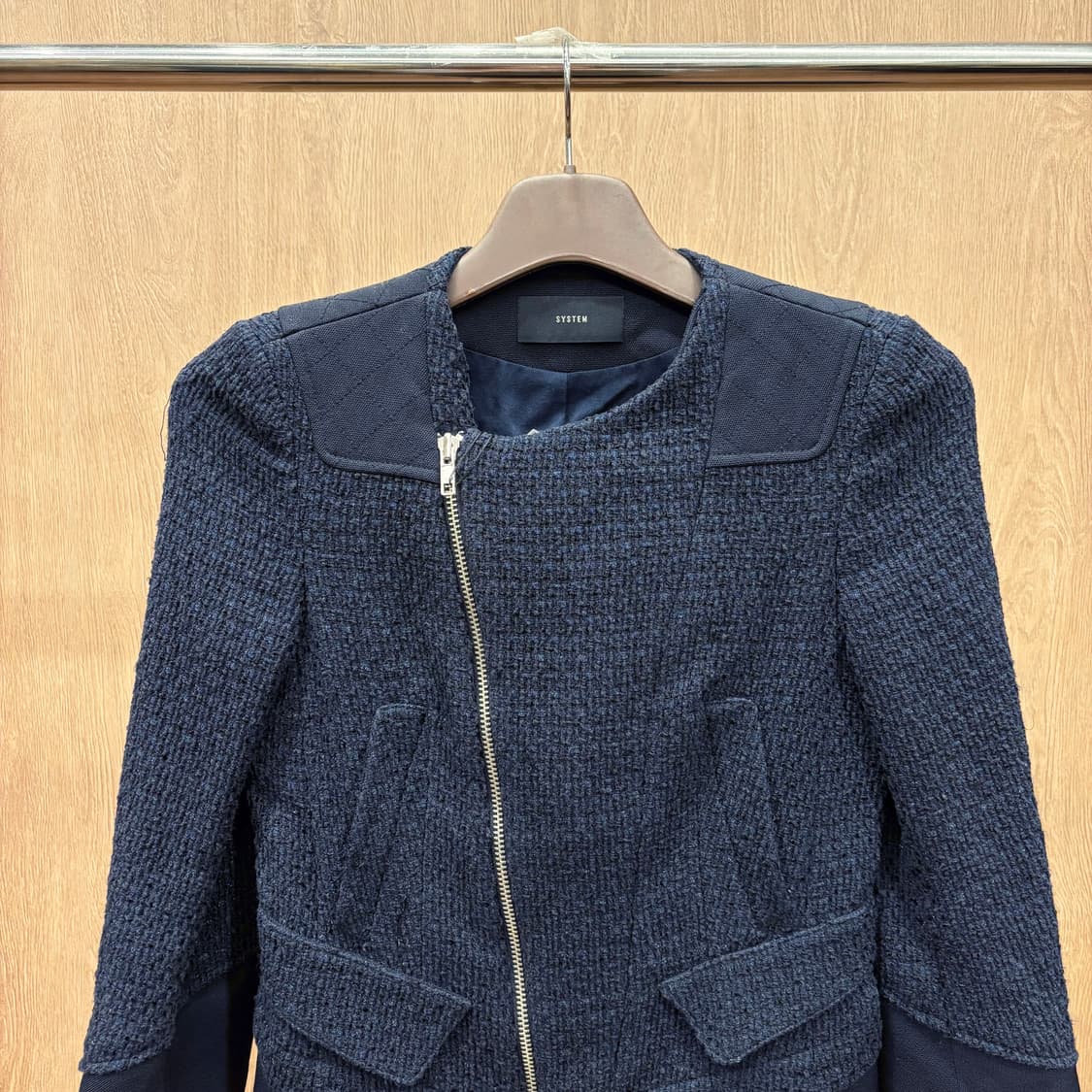 시스템 집업 트위드 자켓 메탈 지퍼 퀄팅 배색 레이어드 디테일 네이비 상품이미지4