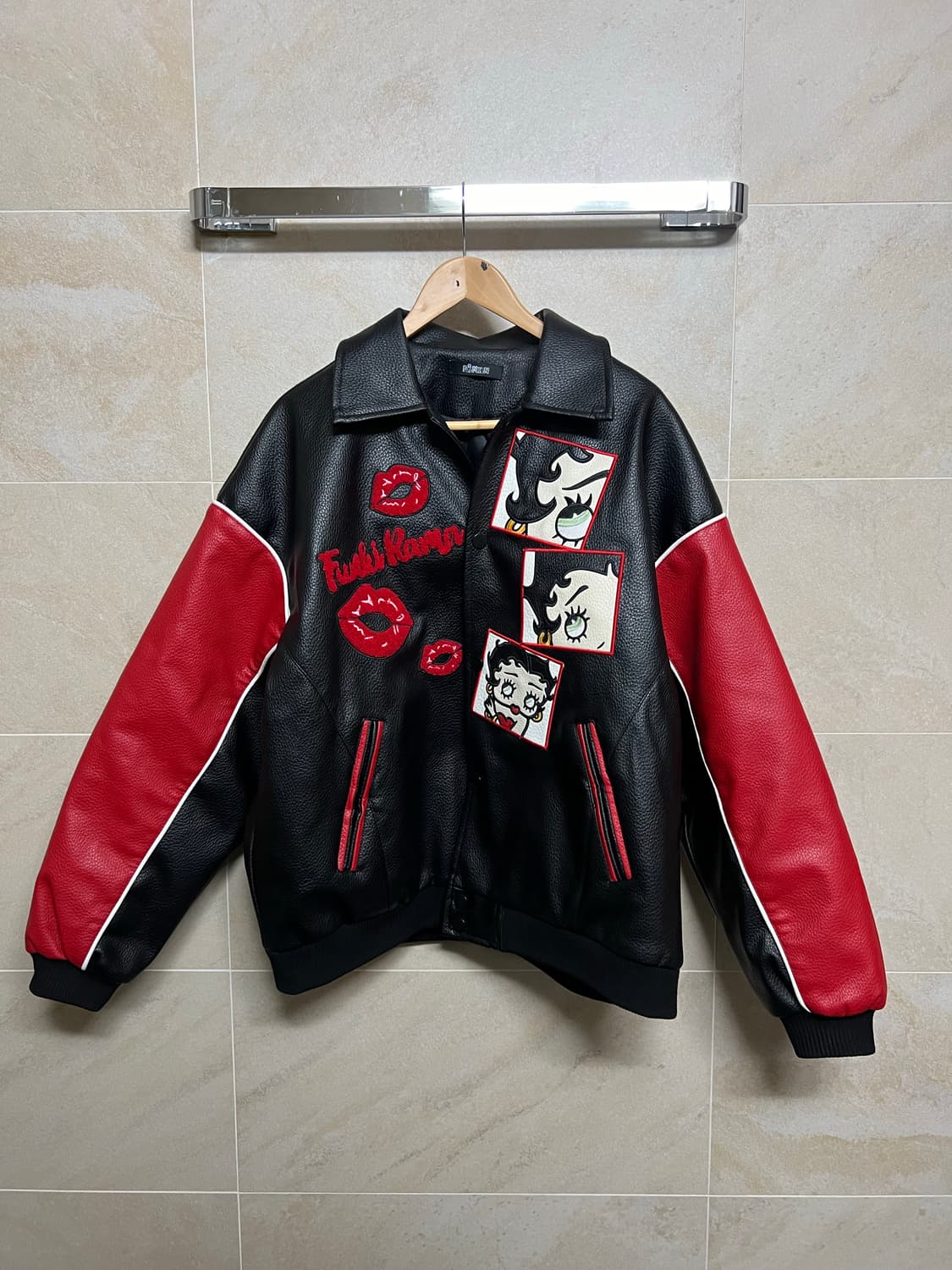 베티붑 바시티 가죽자켓 상품이미지1