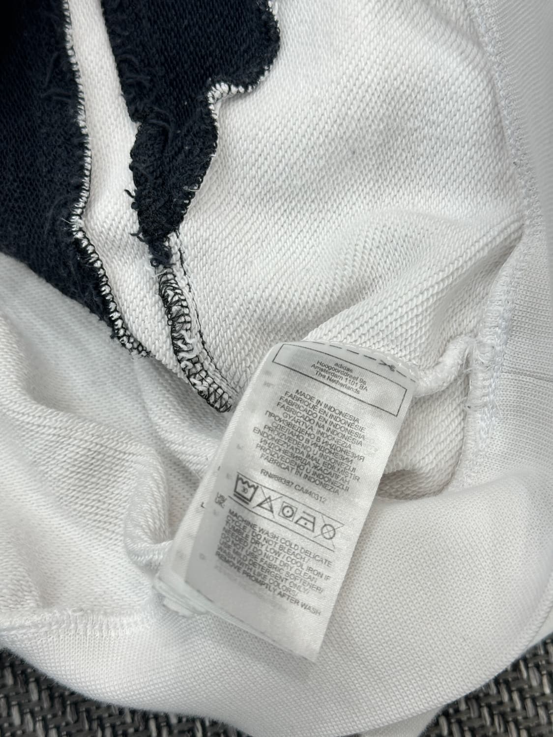 아디다스 빅트레포일 후드티  상품이미지4