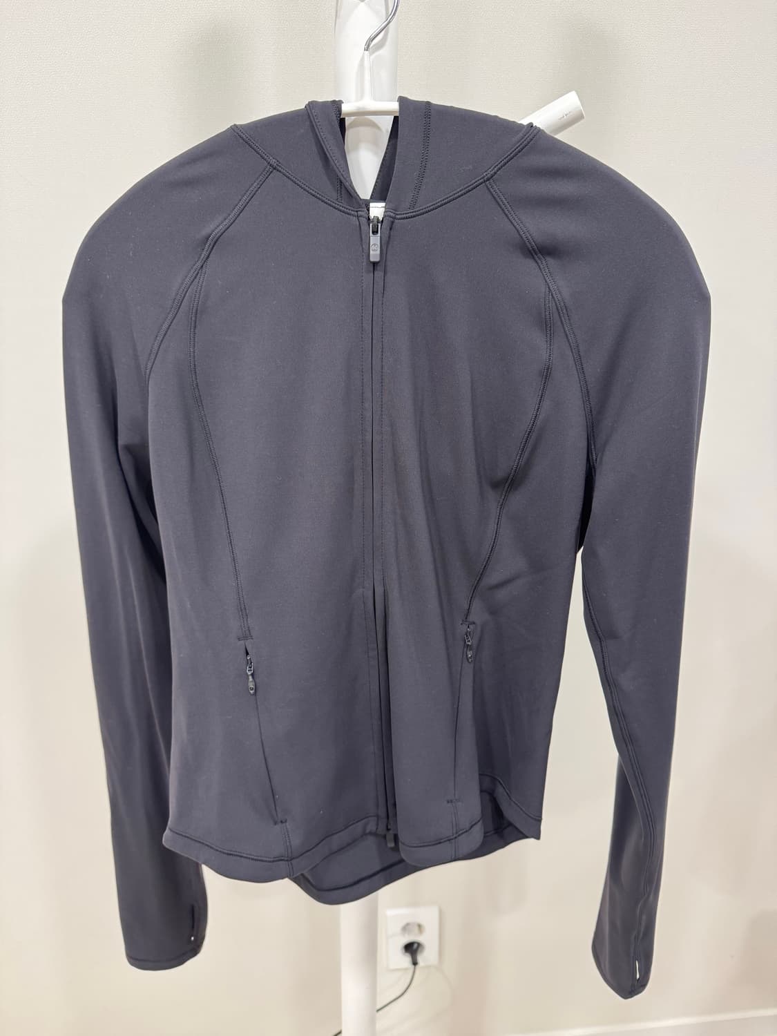 룰루레몬 원더 트레인 풀집 재킷 블랙 8 상품이미지2