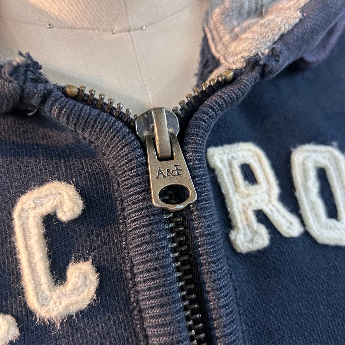 Abecrombie Navy Zip-Up Hoodie 상품이미지4