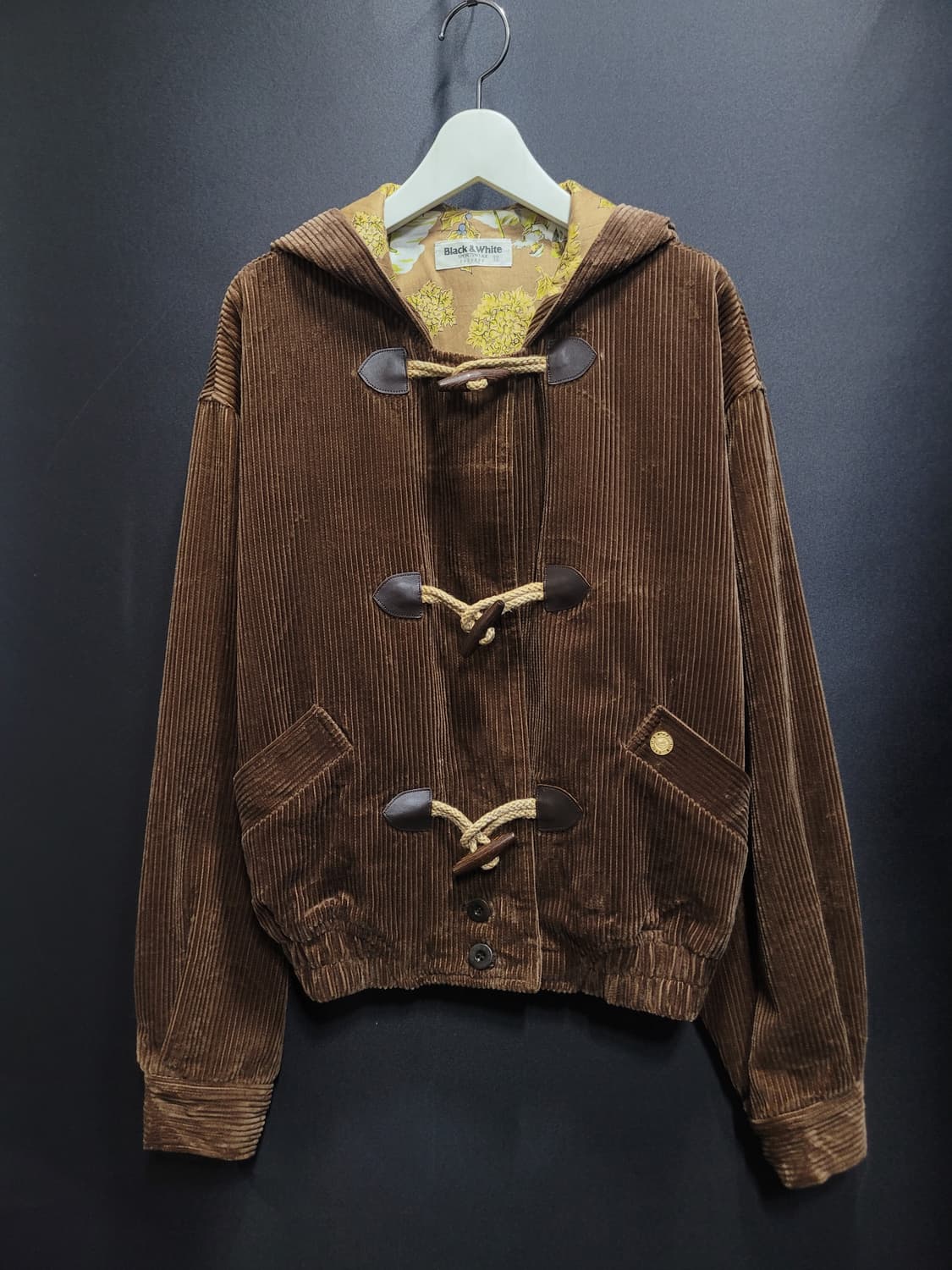 BLACK AND WHITE 블랙앤화이트 빈티지 코듀로이 떡볶이 숏자켓 상품이미지7