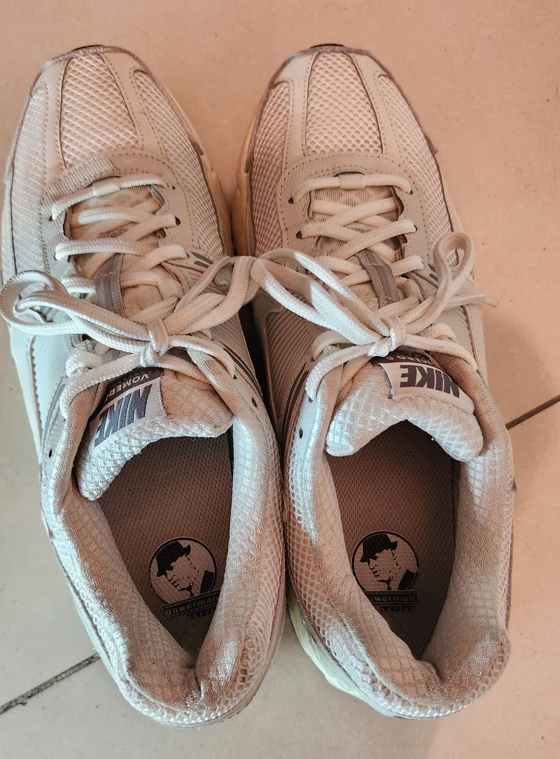 [나이키] 줌 보메로 5 플래티넘 틴트 포톤 더스트 상품이미지3