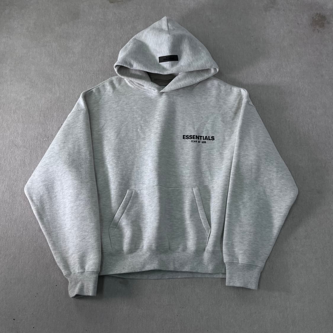 100 피오갓 에센셜 백로고 후드티 상품이미지2