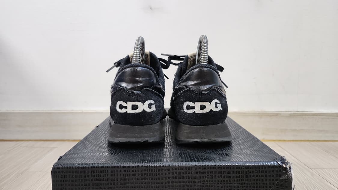 235 나이키 x CDG 페가수스83 블랙 상품이미지4