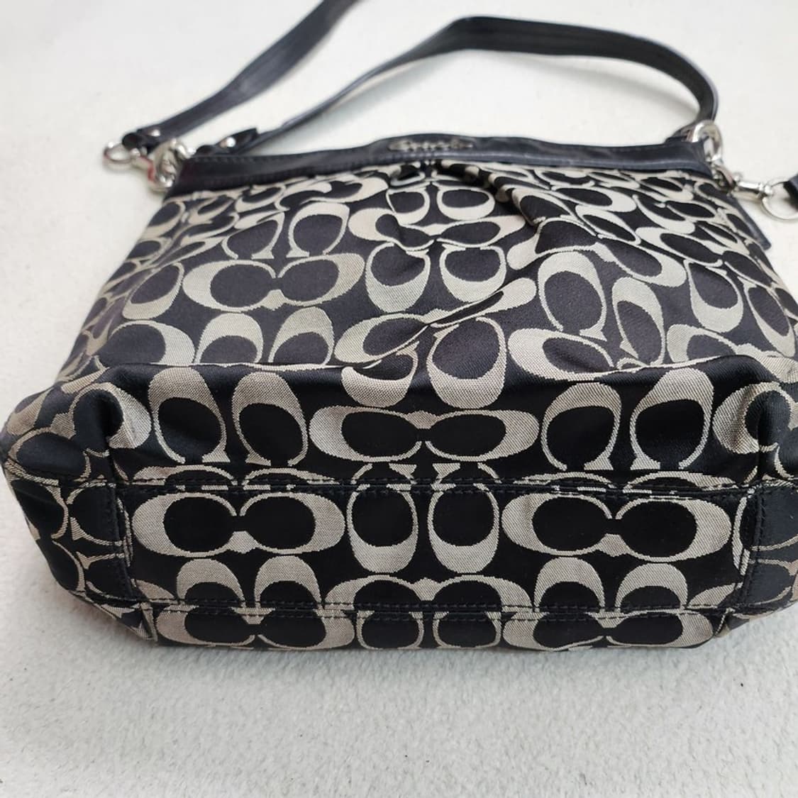 COACH 애슐리 스그니처 숄더백 상품이미지5