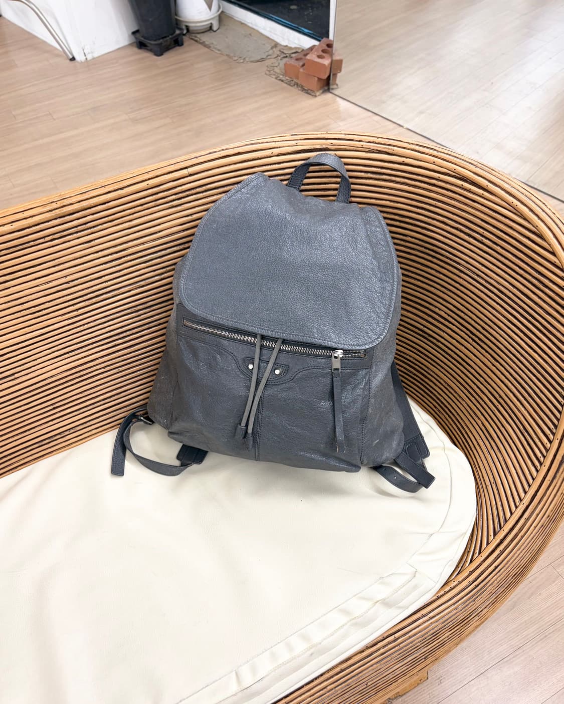 발렌시아가  상품이미지1