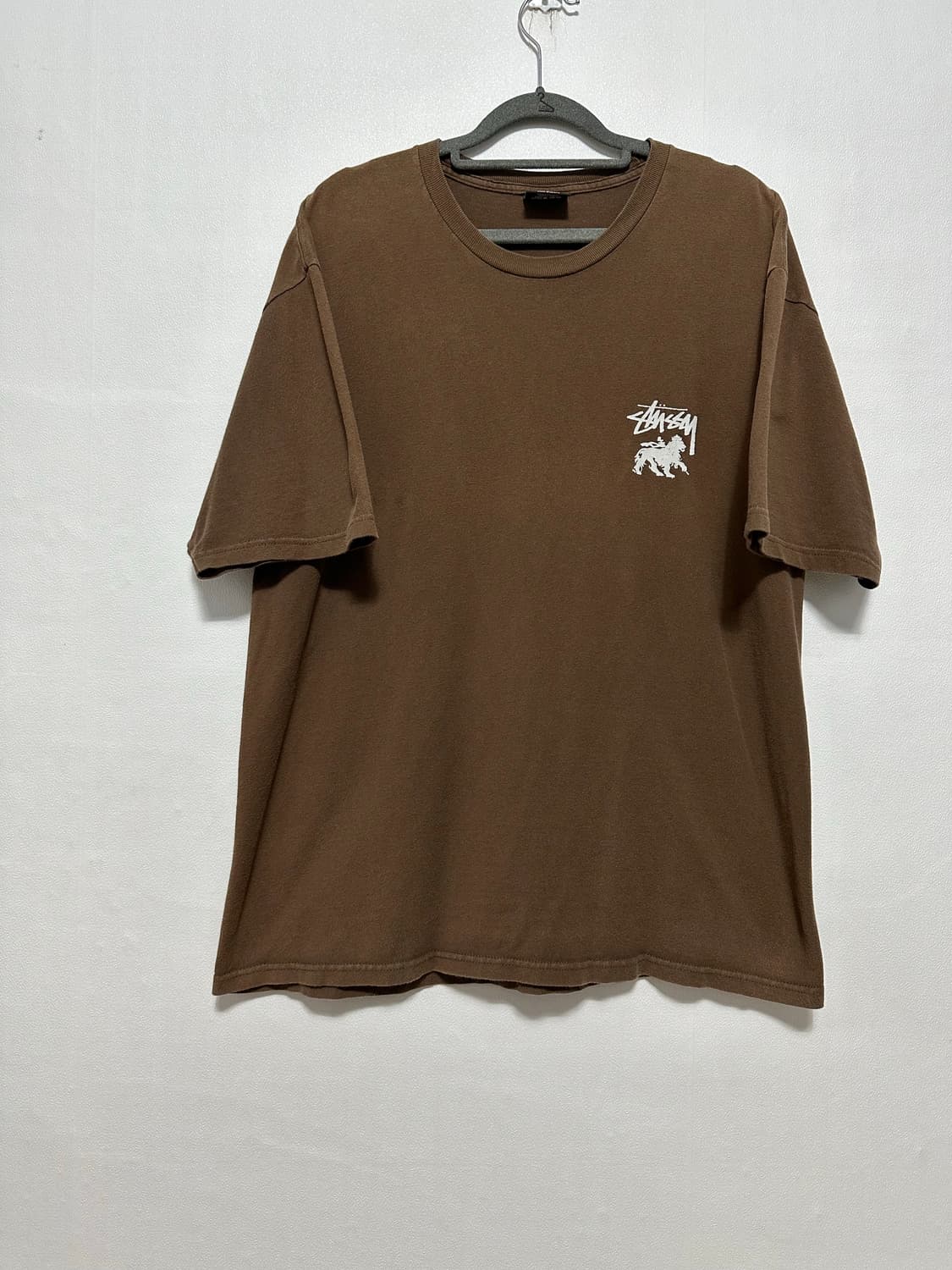 스투시 라이언 반팔티 상품이미지1