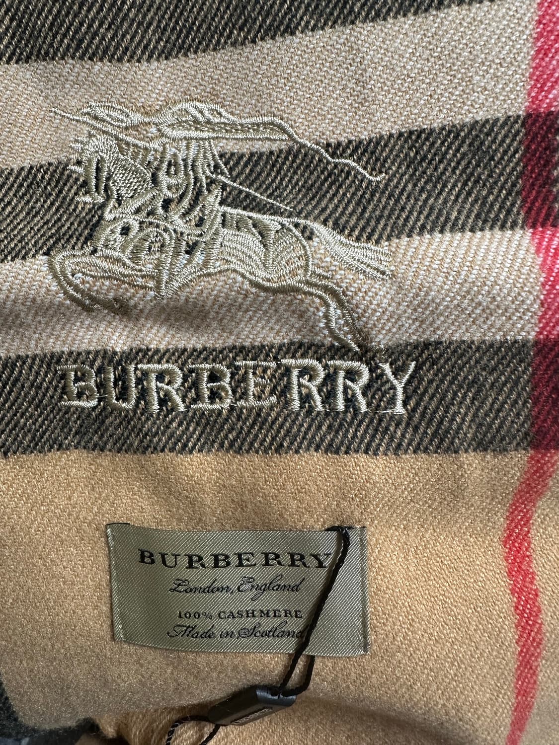 버버리 클래식 체크 캐시미어 머플러 상품이미지5