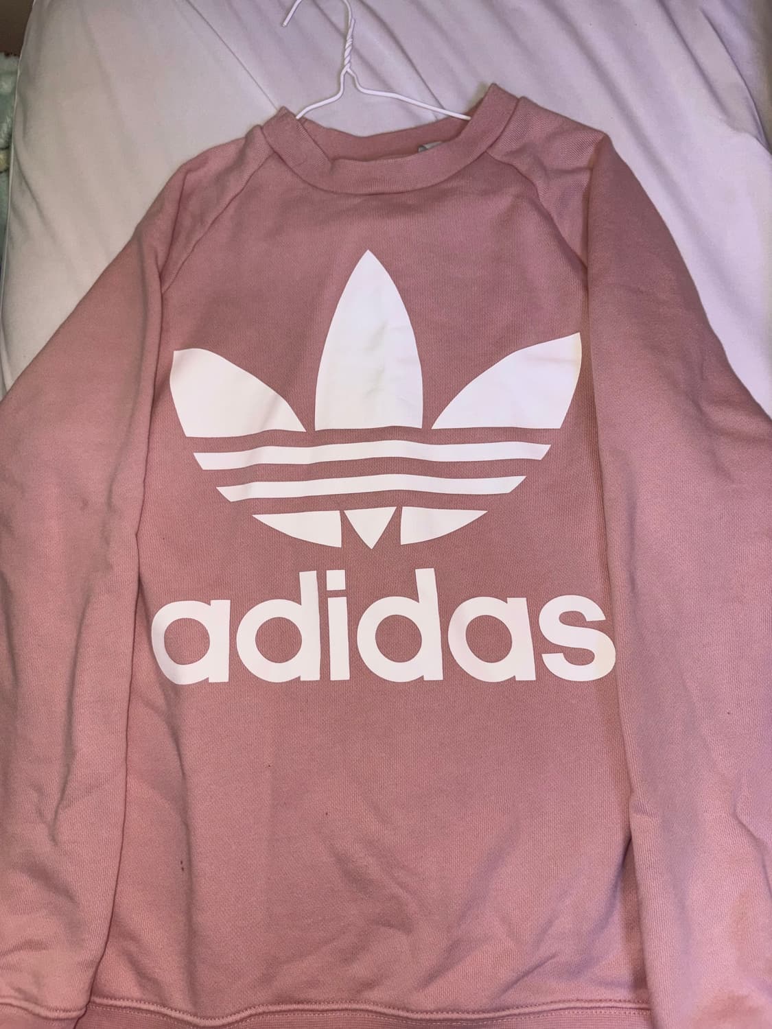 아디다스 핑크 맨투맨 상품이미지1