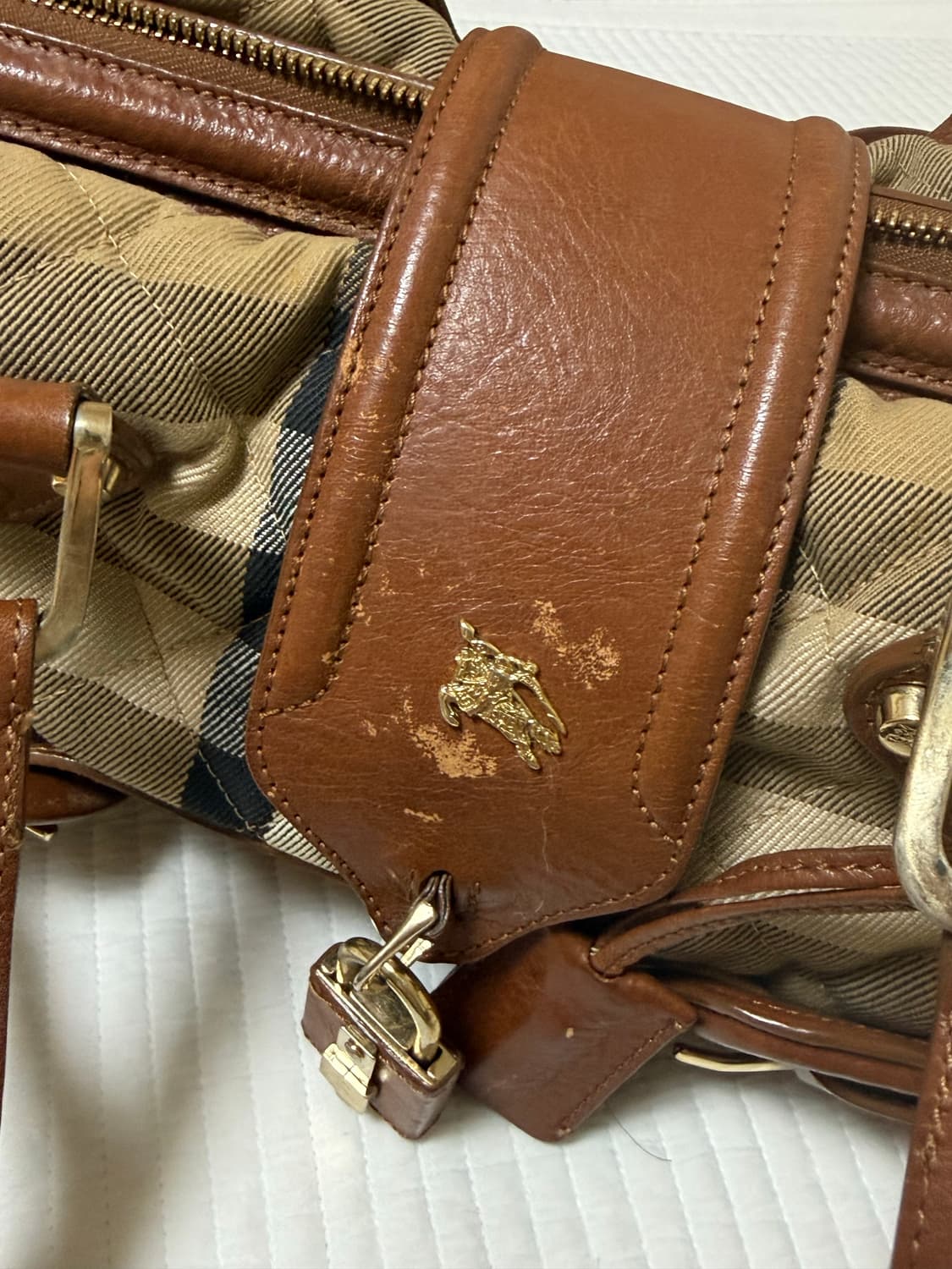 버버리 체크 토트백 정품 상품이미지2