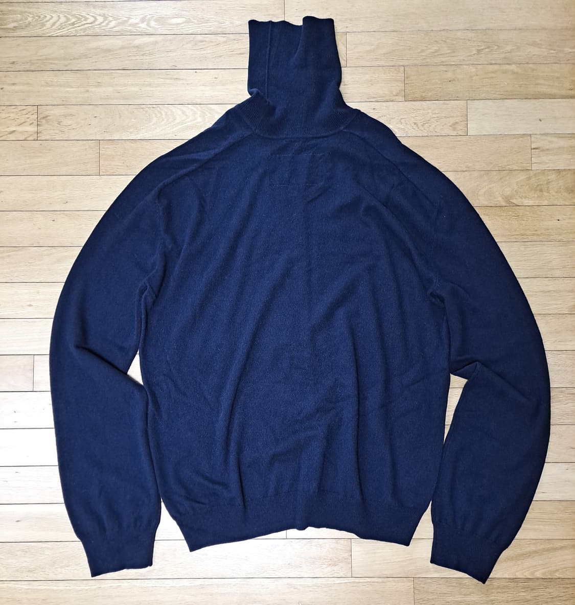 MAISON MARGIELA 네이비색 울 터틀넥 free size 상품이미지2