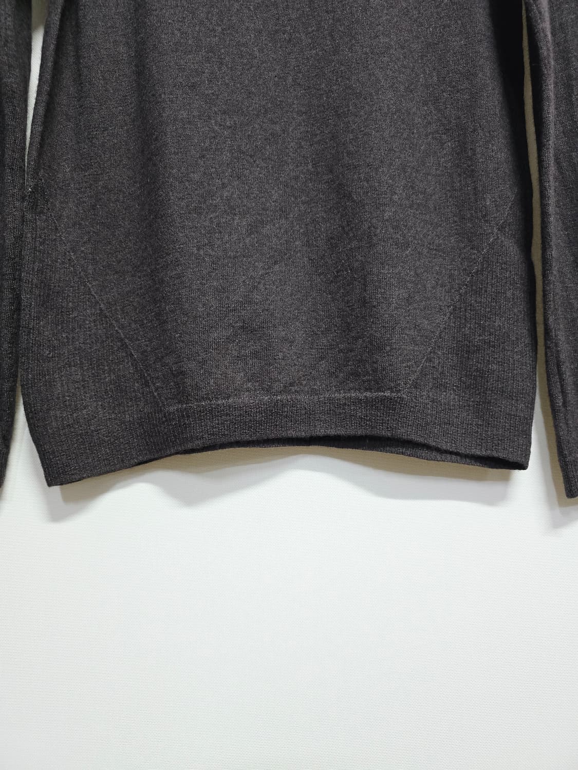 COS 브라운 라운드넥 메리노울 니트 스웨터 상품이미지7