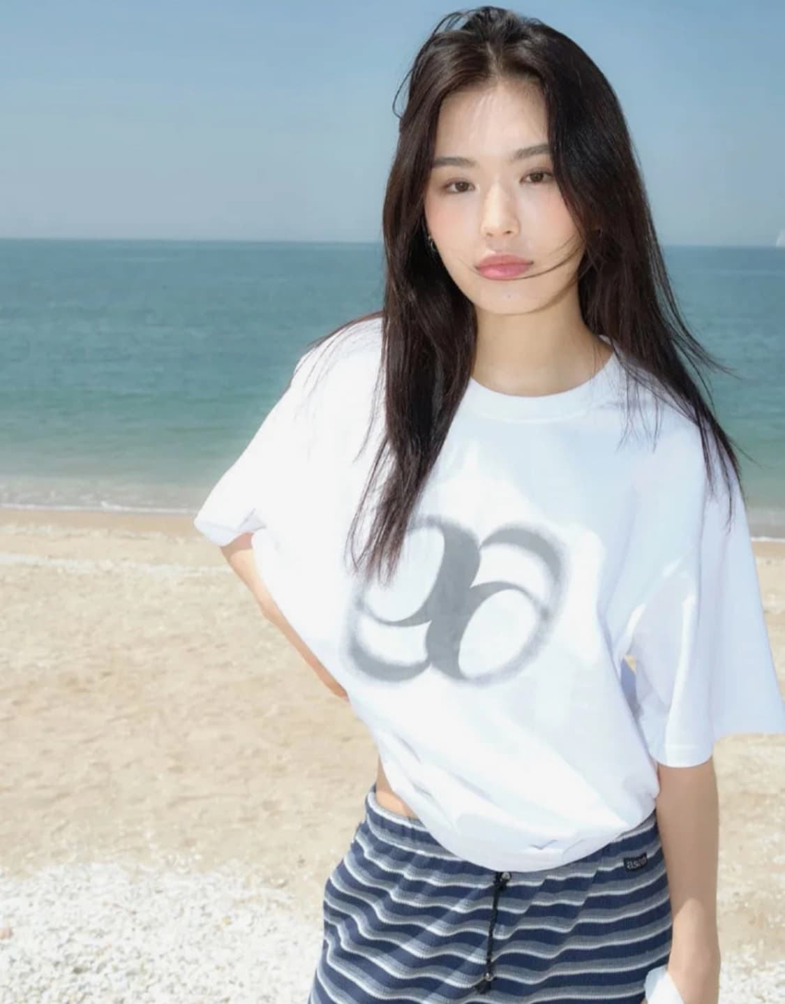 애즈온- 홀리데이 오버핏 티셔츠 ( s) 상품이미지1