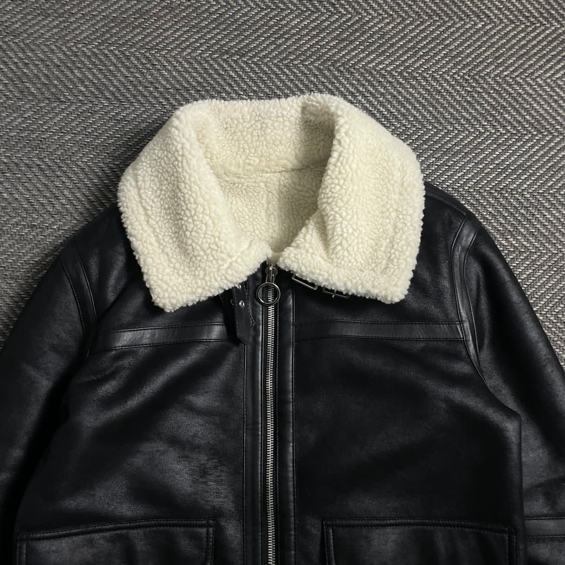 SIEG 지이크 미니멀 하이넥 시어링 무스탕 자켓 y 4729 상품이미지5