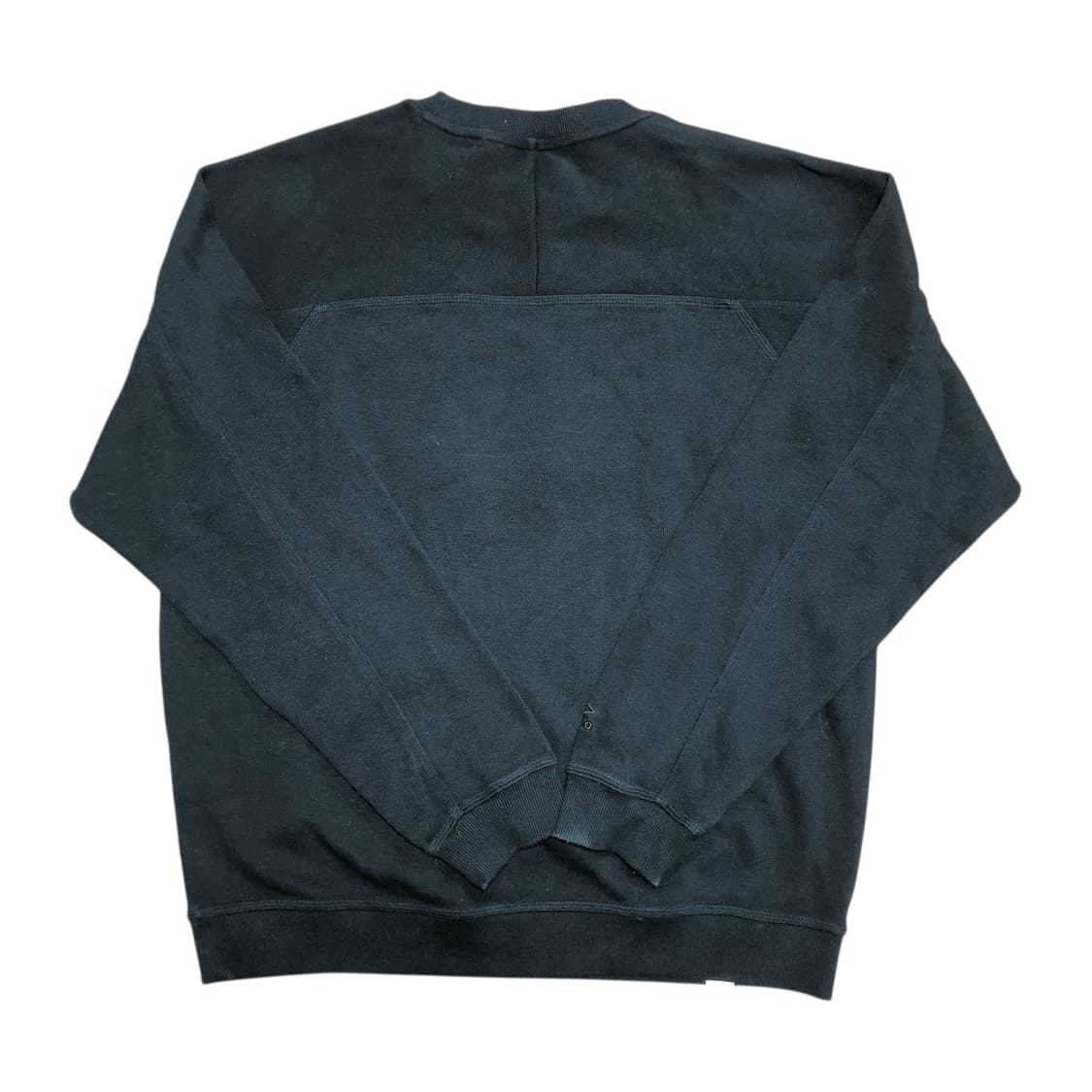 ✨ (바배) 엄브로 빅로고 블랙 맨투맨  상품이미지2