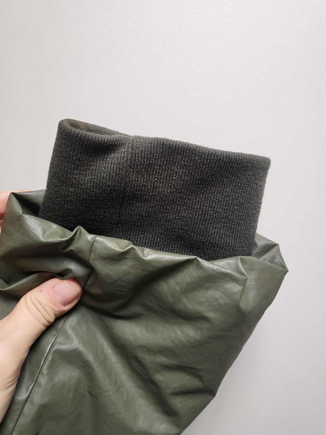 YEEZY SEASON 3 왁스패딩 카키  M 상품이미지3