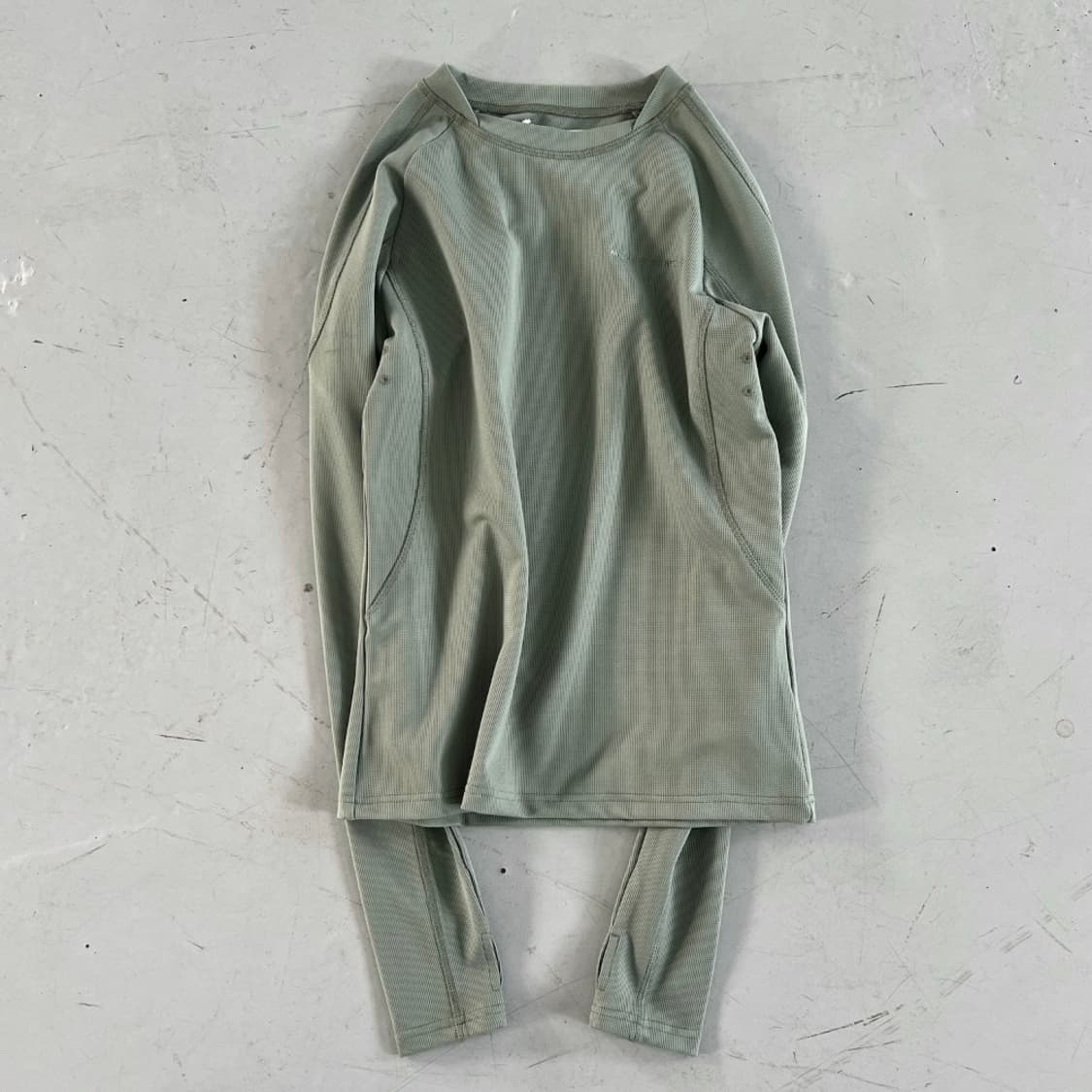 구해요) MPa GRID LONG SLEEVE WOMEN 상품이미지1