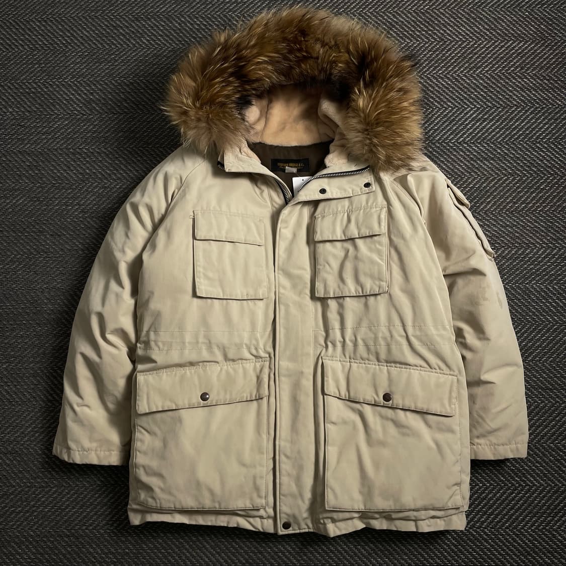 유니폼브릿지 라쿤 유틸리티 다운 파카o 4285 상품이미지1