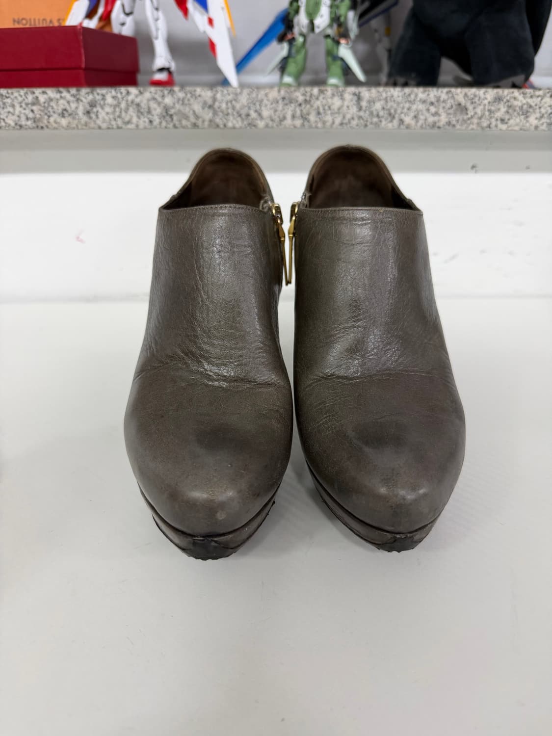 정품) 프라다 여성  앵클부츠 36.5 상품이미지1