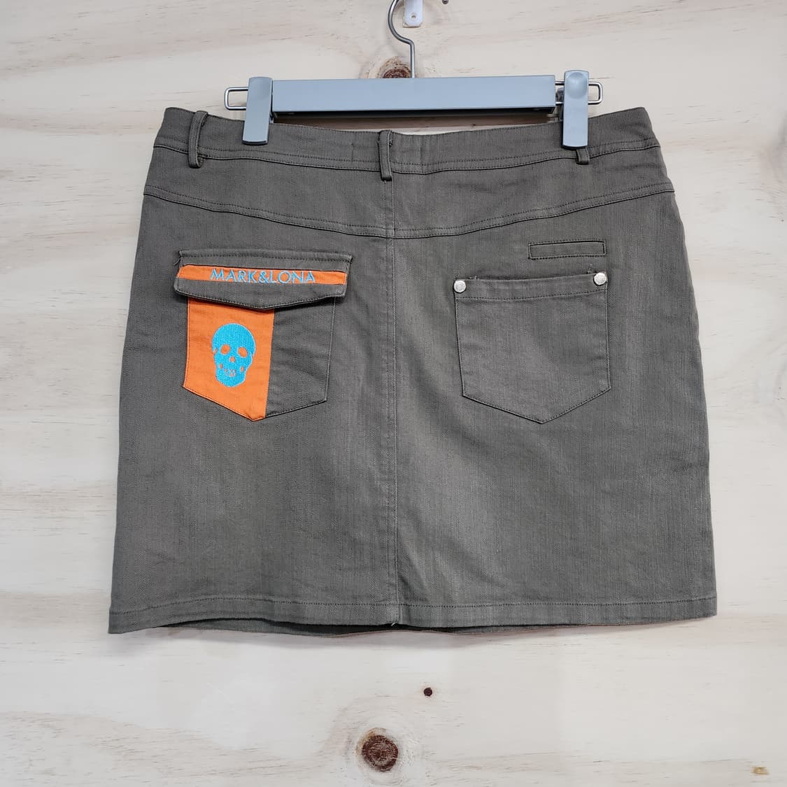 823) 마크앤로나 여성 골프치마 상품이미지2