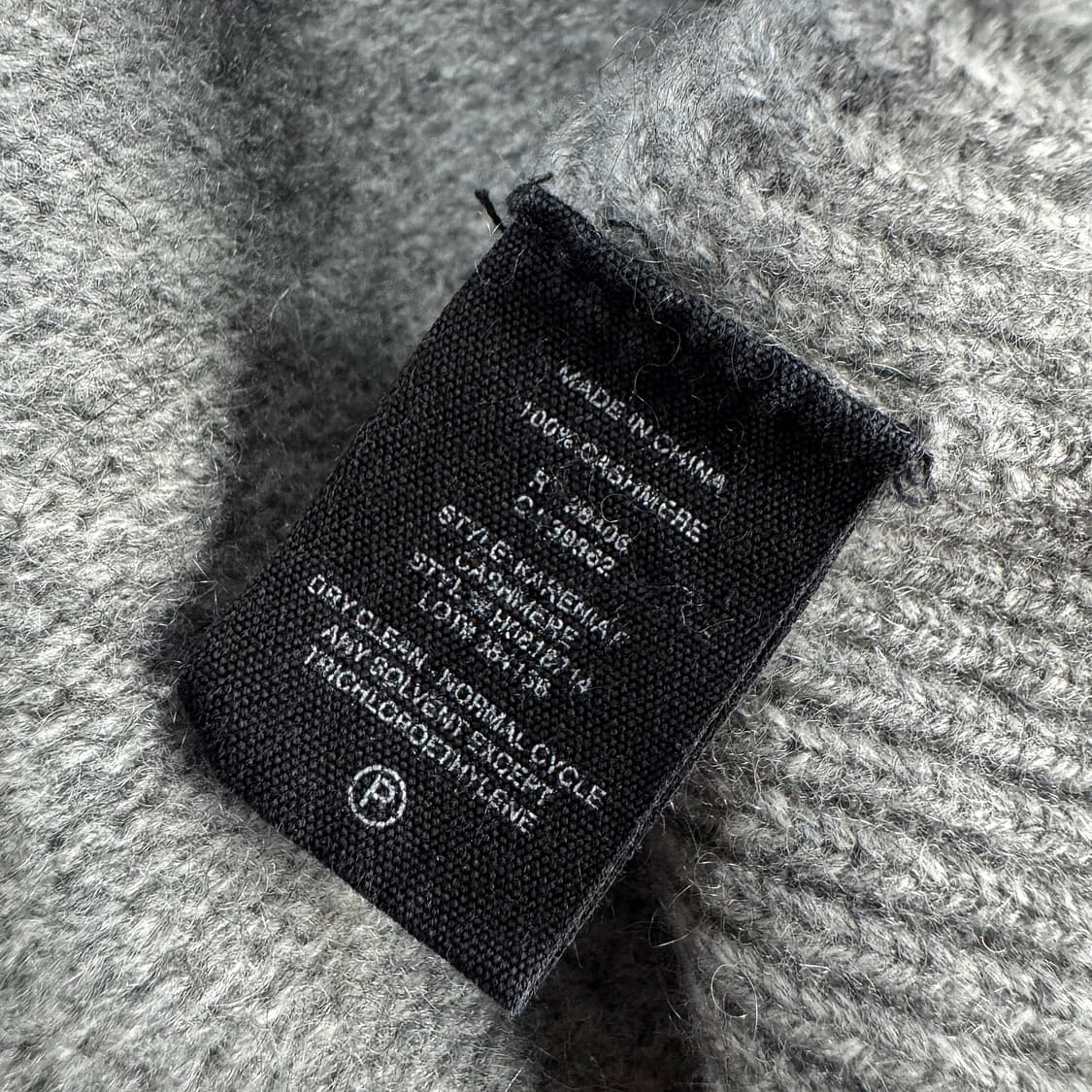 띠어리 크루넥 캐시미어 니트 스웨터 상품이미지3