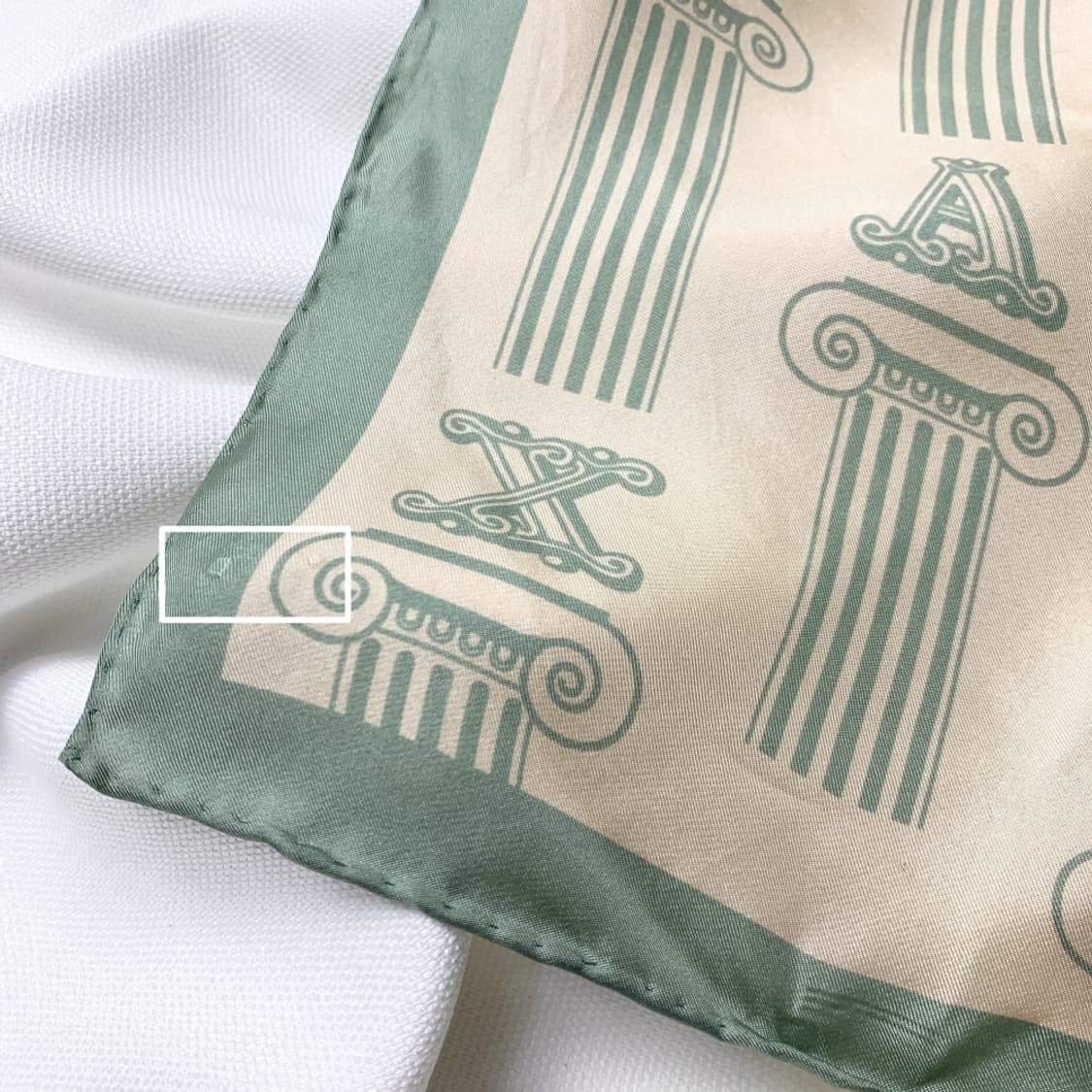 [정품] MaxMara 막스마라 실크 기둥패턴 빈티지 쁘띠스카프 손수건 상품이미지3