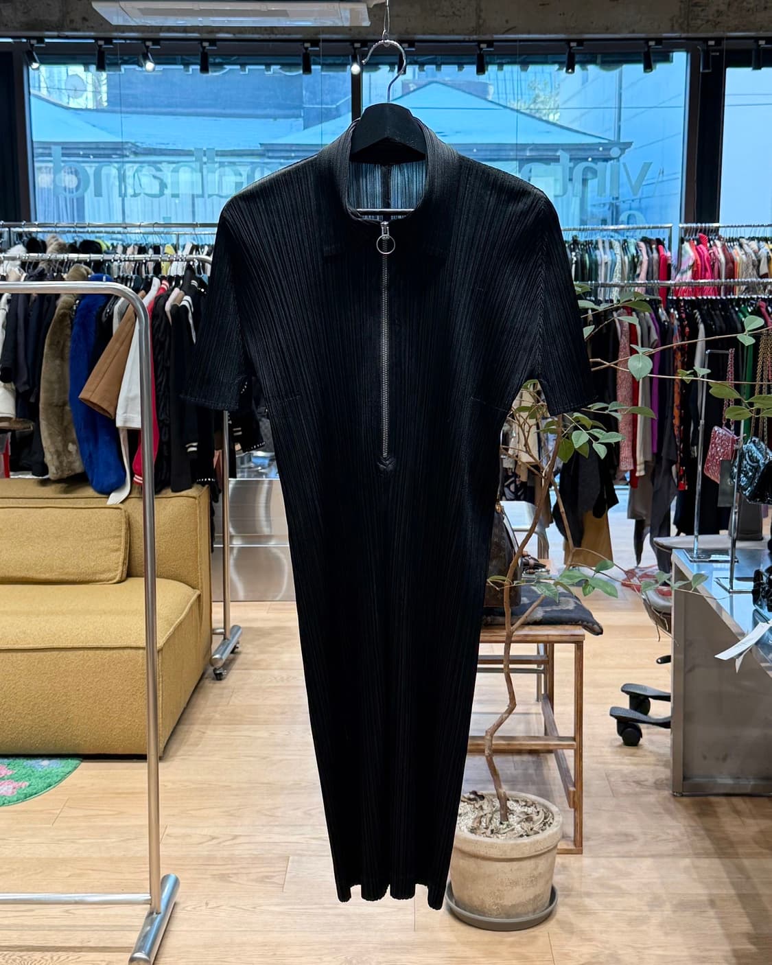 플리츠 플리즈 블랙 링컬 하프 원피스 상품이미지1