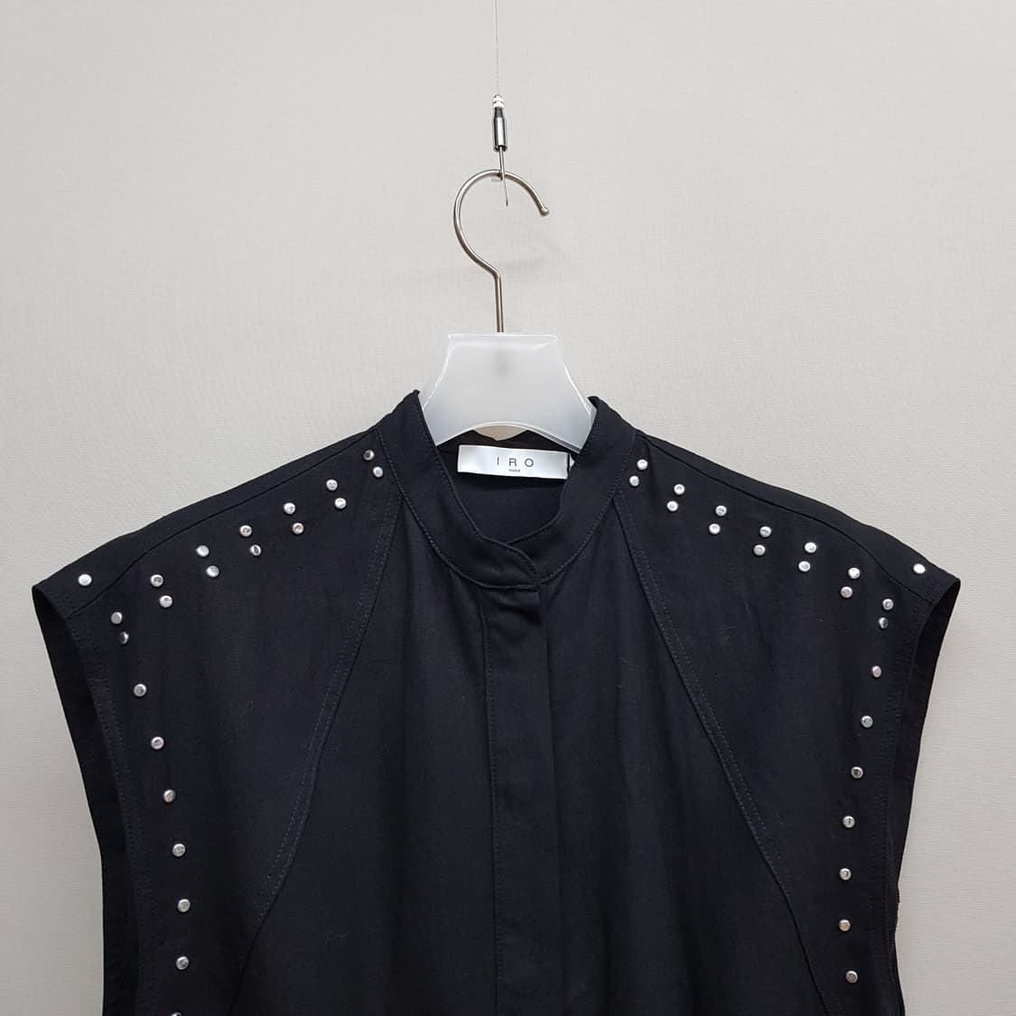 이로 2023 스터드 디테일 벨티드 점프수트 34사이즈(택달린 새제품) 상품이미지3