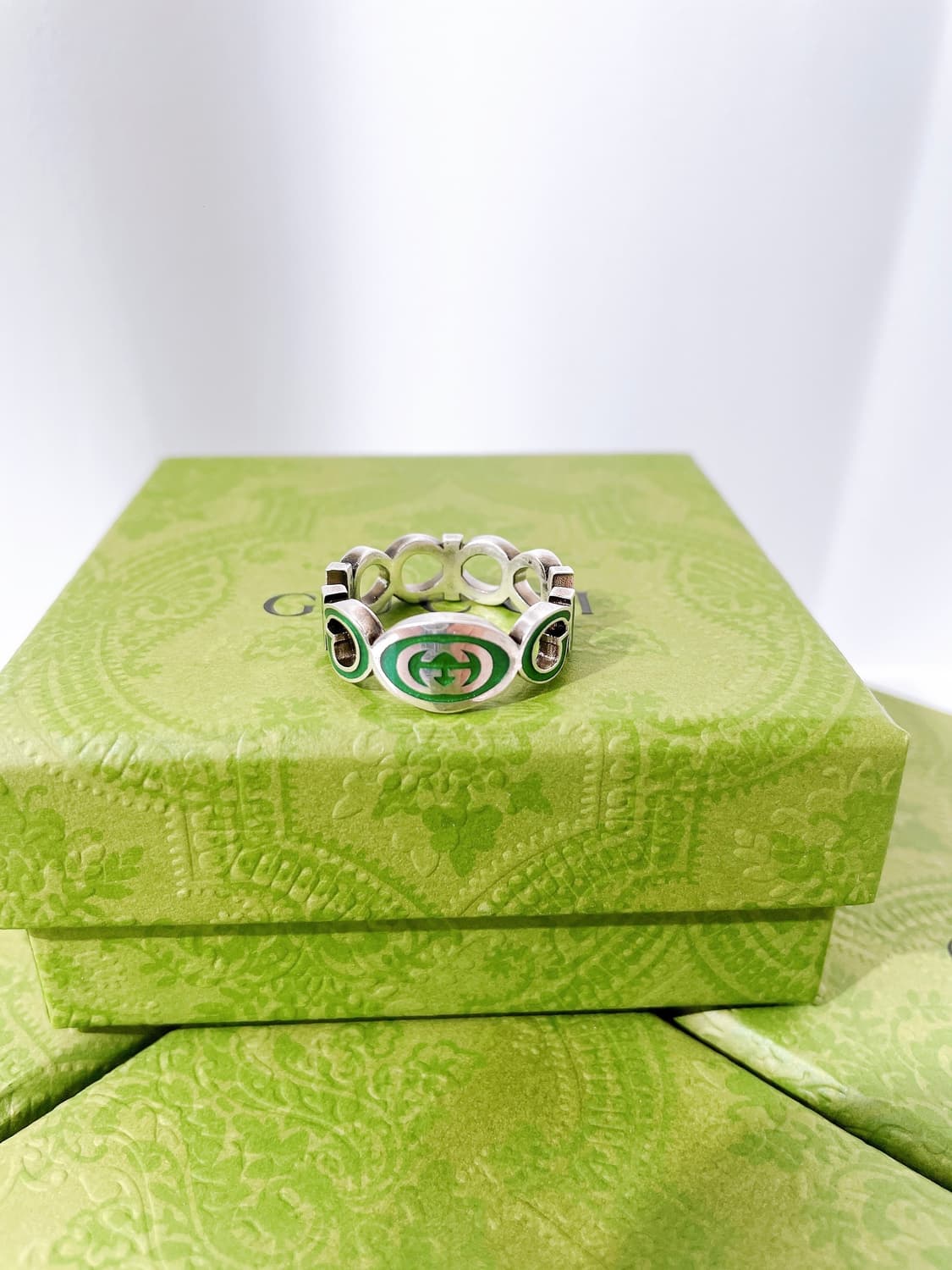 (정품/새상품) GUCCI 구찌 공용 인터로킹 G 에나멜 그린 링 반지 상품이미지4
