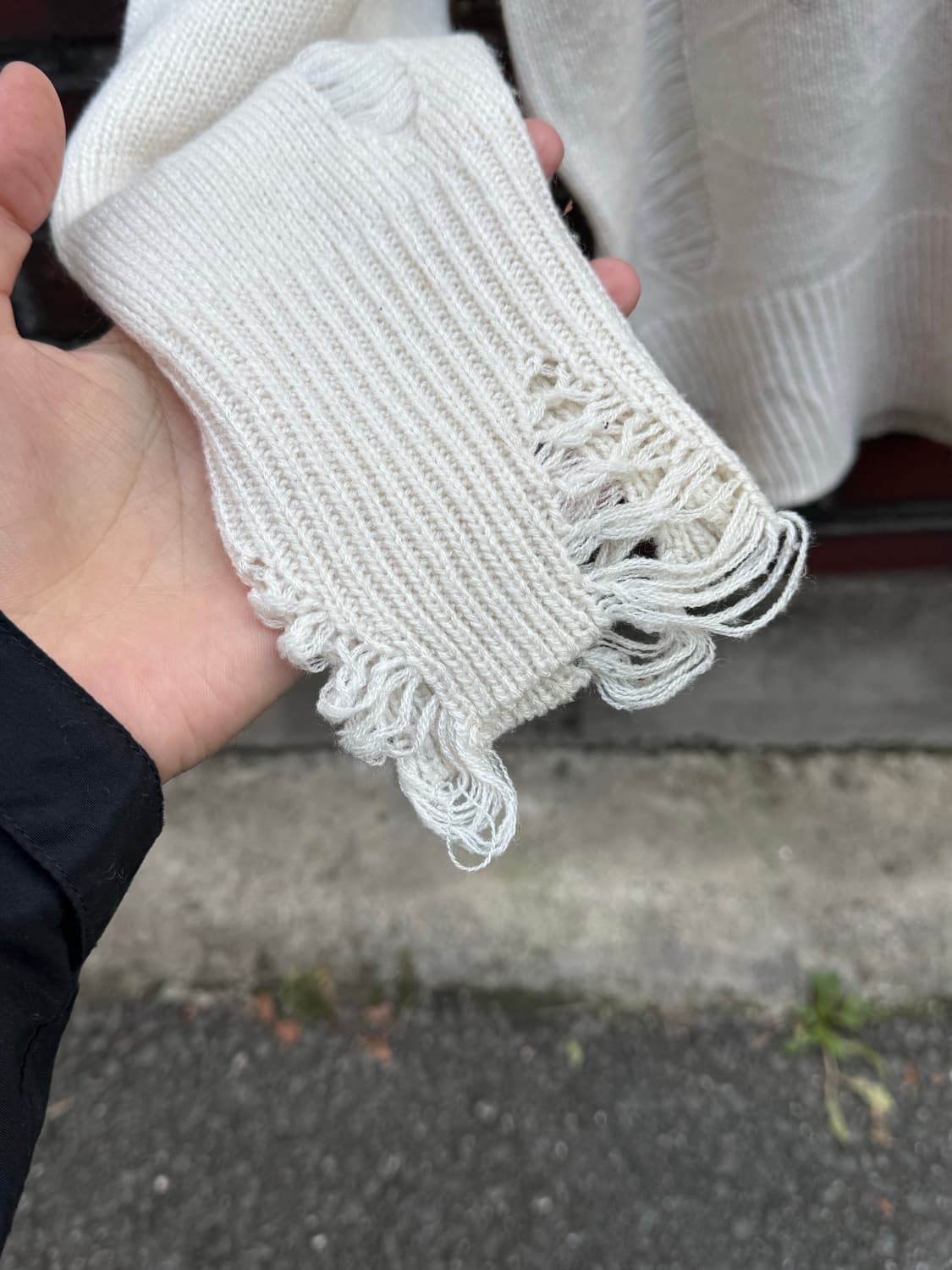 Dirally 본 그런지 니트  상품이미지5