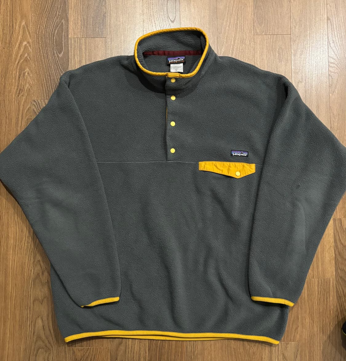 파타고니아 헤비웨이트 신칠라 그레이/옐로우 XL 사이즈 상품이미지1