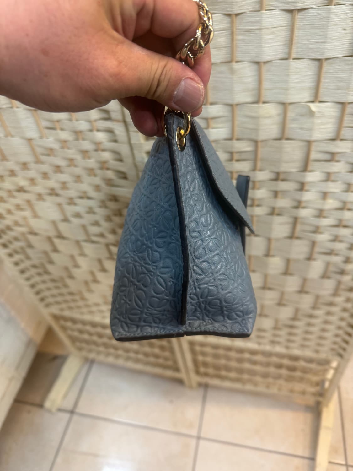 정품 로에베 애비뉴 애너그램 체인 숄더백 팝니다 상품이미지5