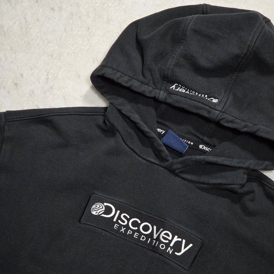 디스커버리 키즈 블랙 후드티 상품이미지2