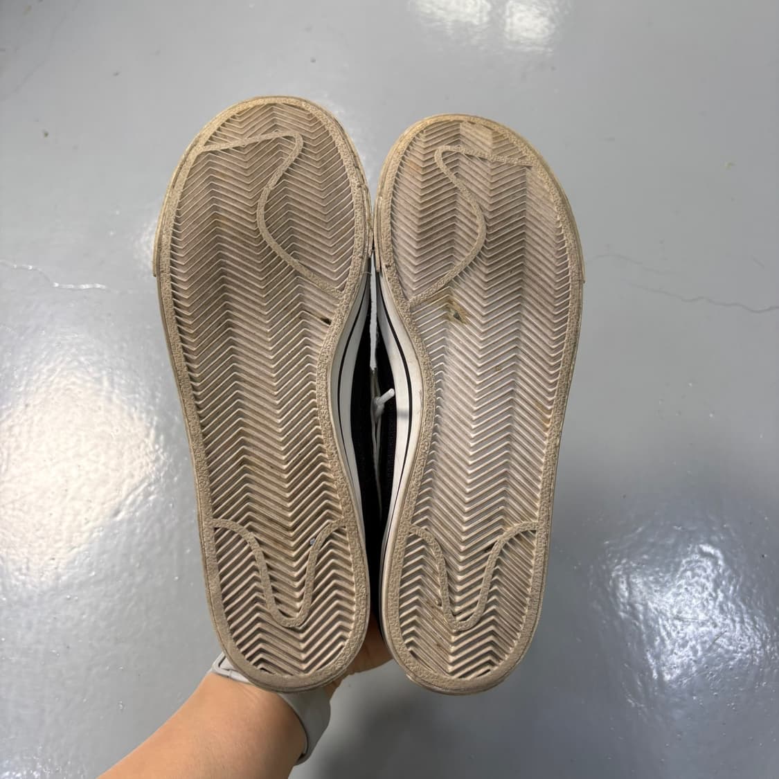 230 나이키 레거시 스니커즈 운동화 0406J 상품이미지6