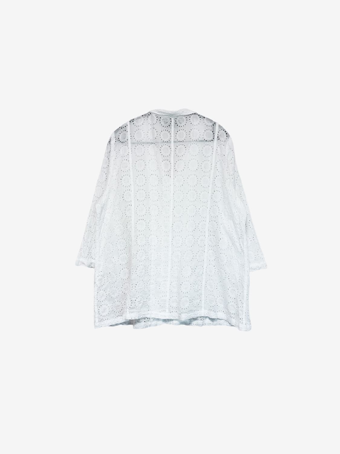 Punching Lace Shirt – White 상품이미지7