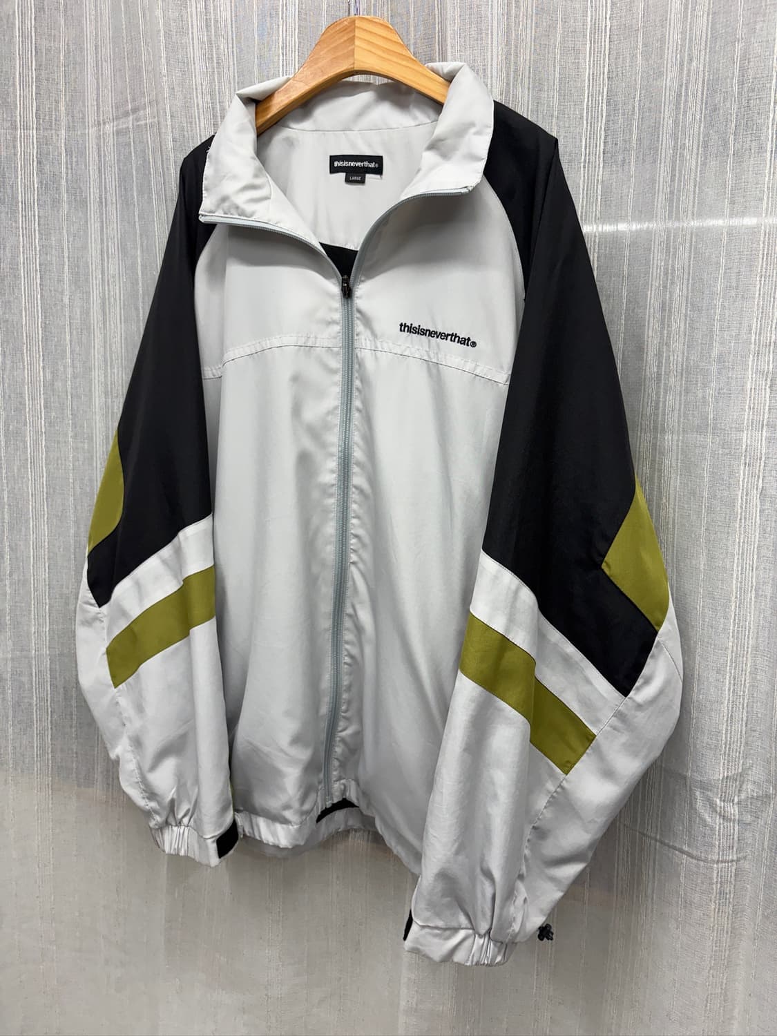 디스이즈네버댓 오버핏 디네댓 배색 바람막이 윈드 자켓 상품이미지7
