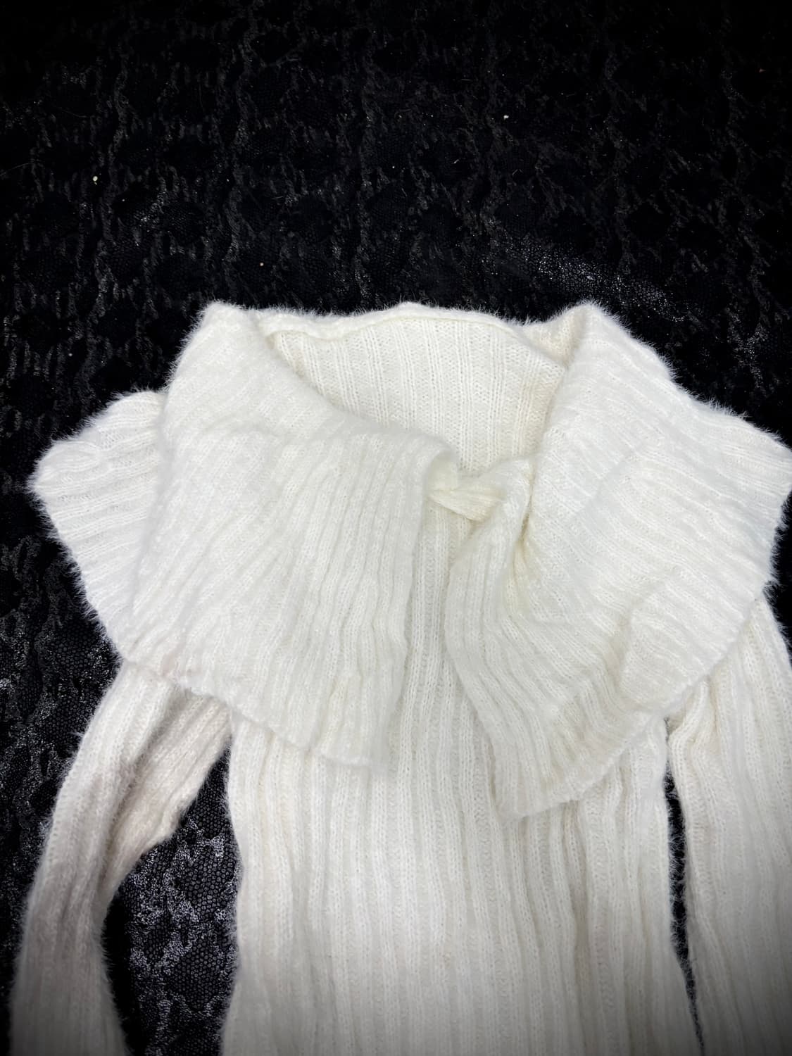 “Vintage” 00‘s Off Shoulder White Knit S 상품이미지4
