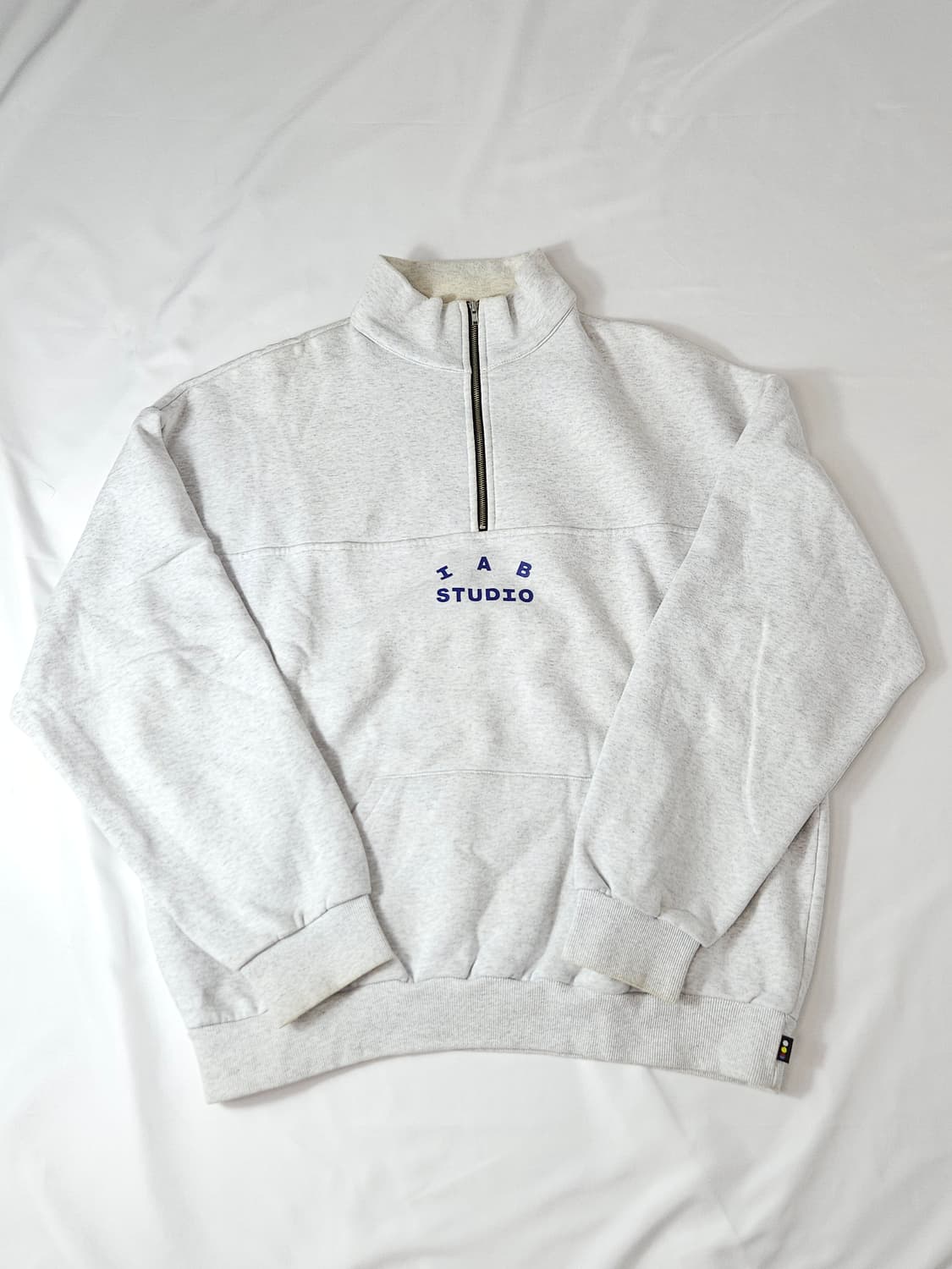 아이앱스튜디오 반집업 하프집업 스웻셔츠 XL 정품 (택배비 포함) 상품이미지1